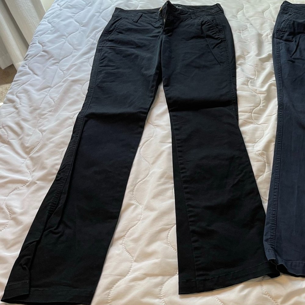 Old Navy Women's Boot-Cut Khakis - Black - Size 2